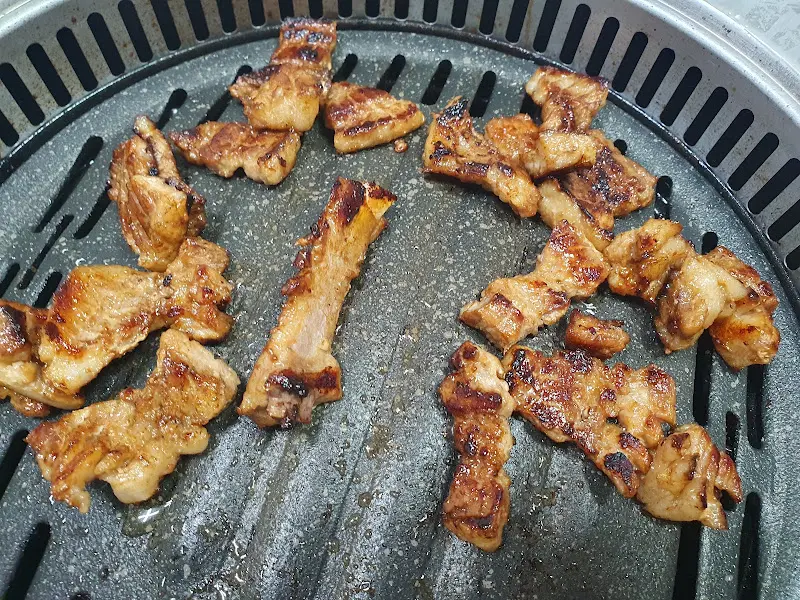 돈나라 잘 익은 생갈비