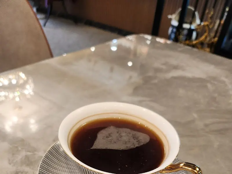 따뜻한 아메리카노