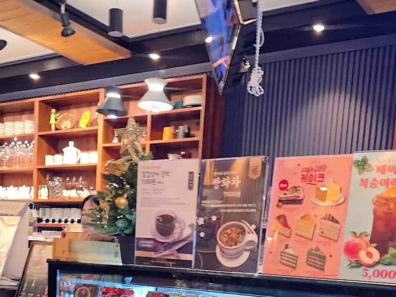 카페 내부 모습