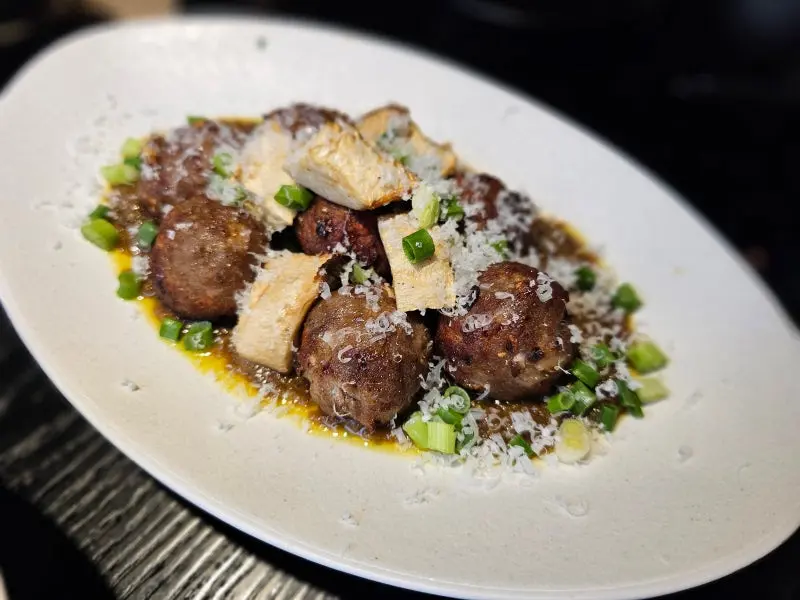 윤공 비스트로의 떡갈비