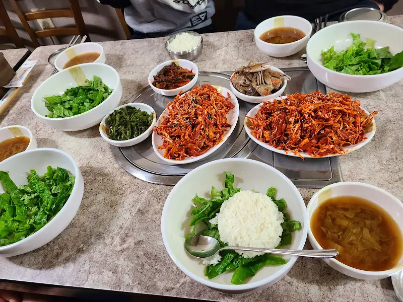 벤뎅이회덮밥 한상차림