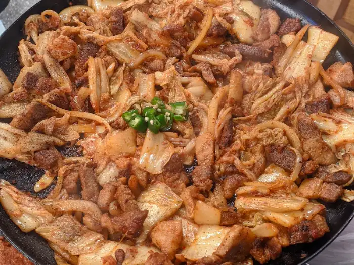 돼지김치구이 전체샷