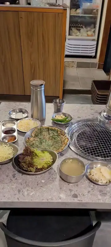 다채로운 기본 상차림