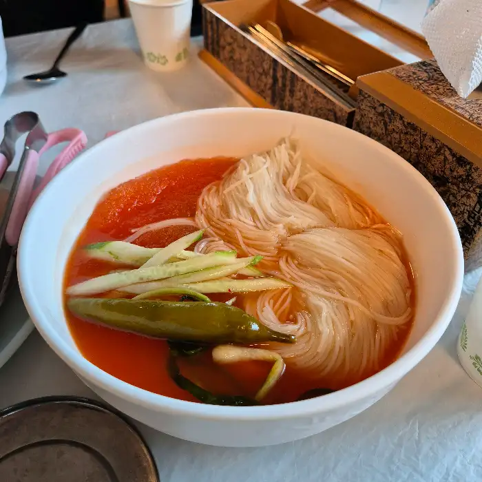 동치미국수 클로즈업