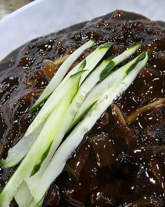 쟁반짜장 클로즈업
