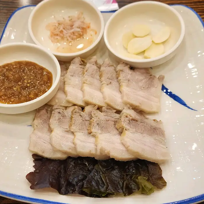 밑반찬 세팅