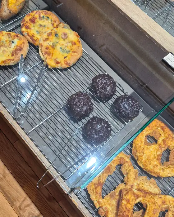 카페 진정성 쇼케이스의 디저트들