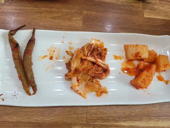 추어탕 국물과 건더기