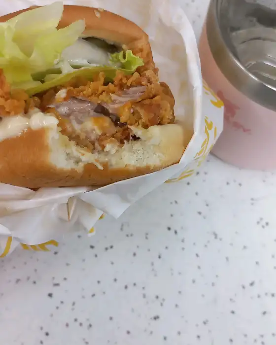 싸이버거 단면