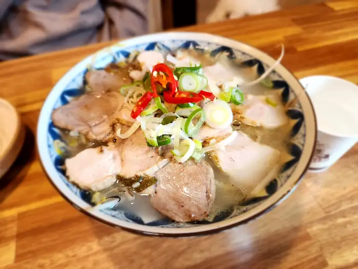 돼지고기 쌀국수