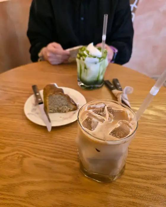 프렌치 토스트와 커피