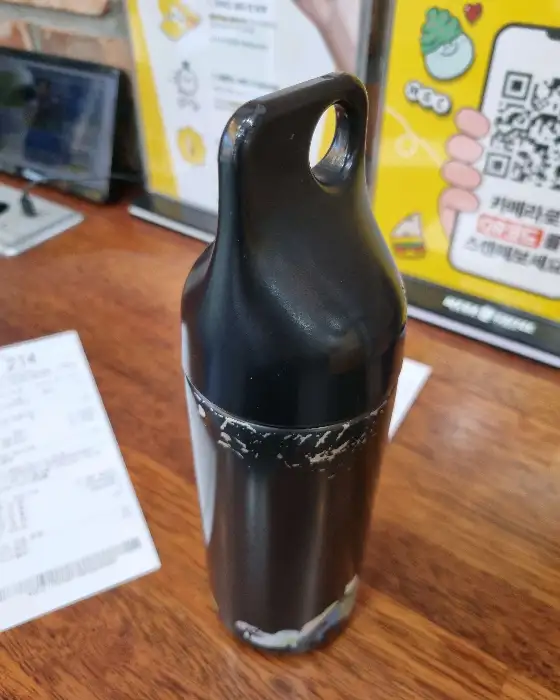 메가커피에서 제공하는 텀블러