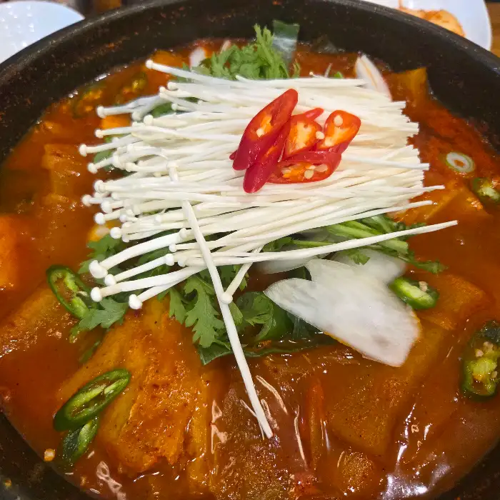 셀프바의 또 다른 코너