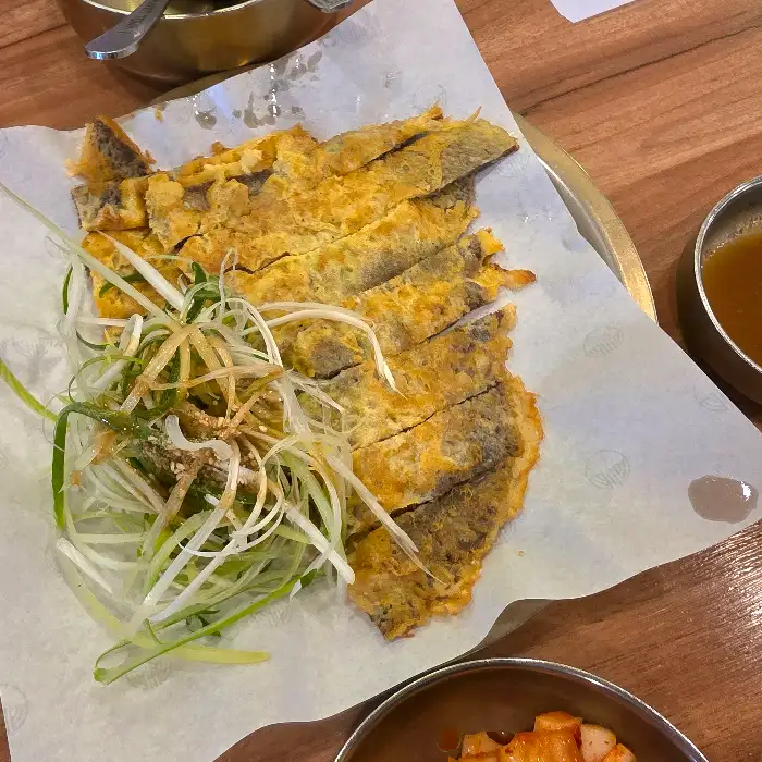 정갈하게 담긴 육전