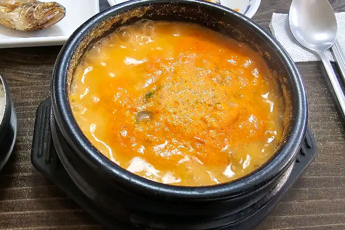 김치 콩비지찌개