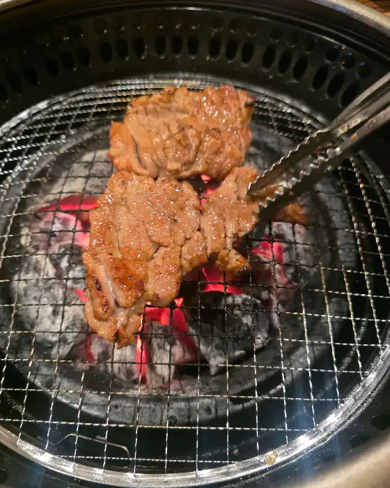 고기 굽는 모습 1