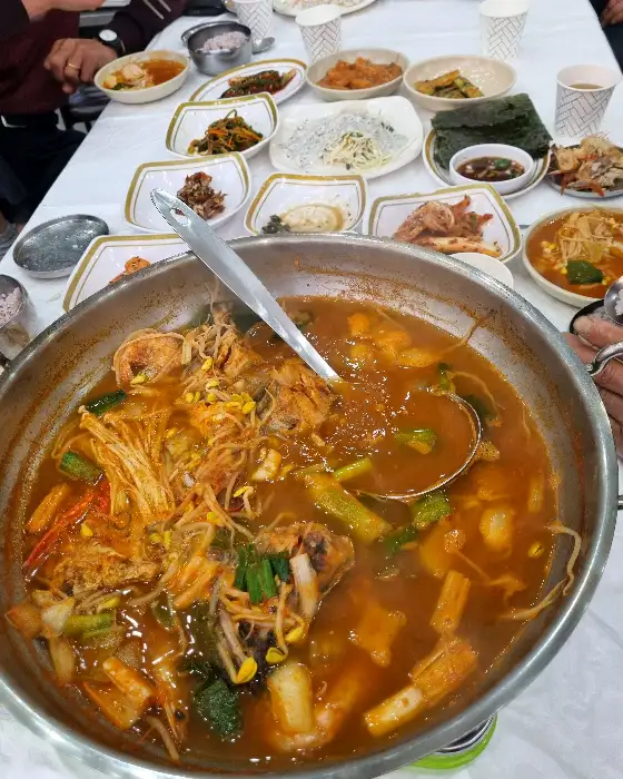 셀프바 메뉴와 밥