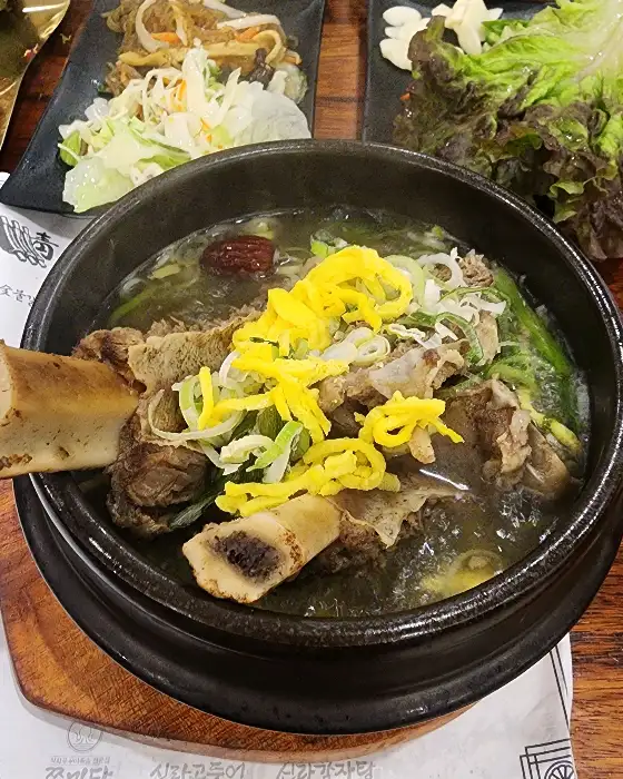 푸짐한 갈비탕 비주얼
