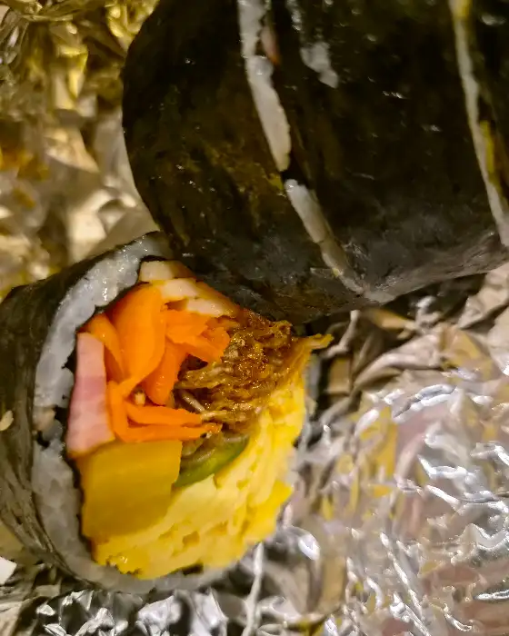 다정이네 김밥 속 재료 모습