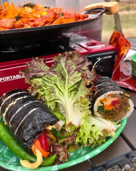 김밥과 쌈 채소