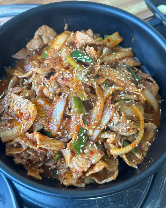먹음직스러운 두루치기