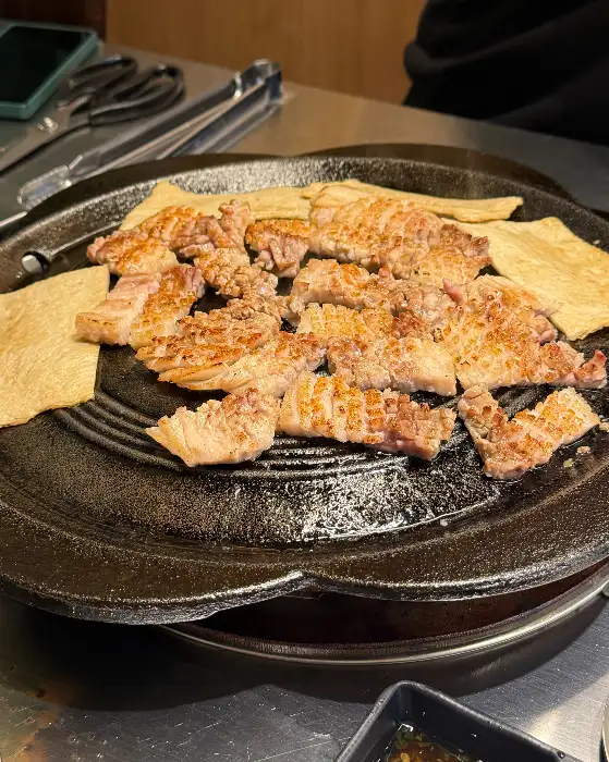 칼집 들어간 삼겹살