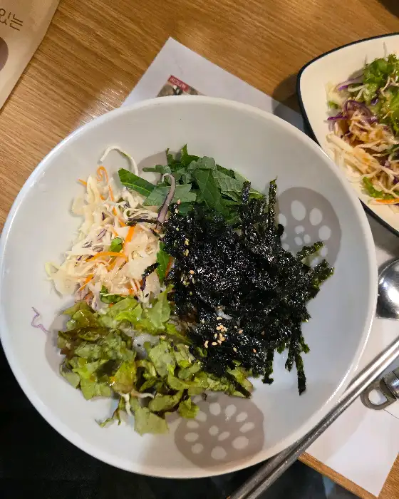점심 특선 비빔밥 재료