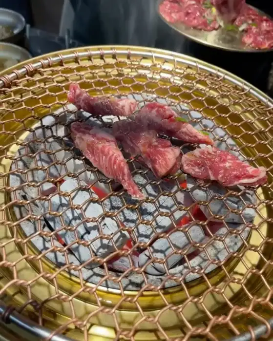 고기가 익어가는 화로