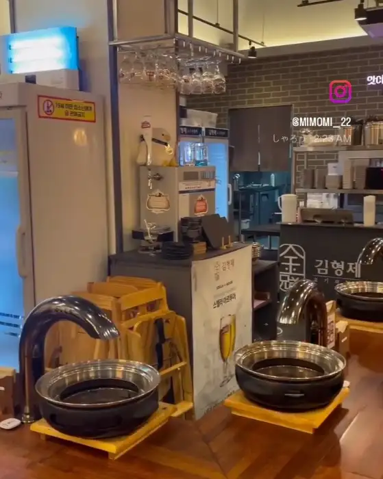 깔끔한 매장 내부 모습