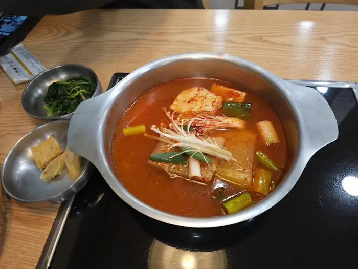 푸짐한 매운탕