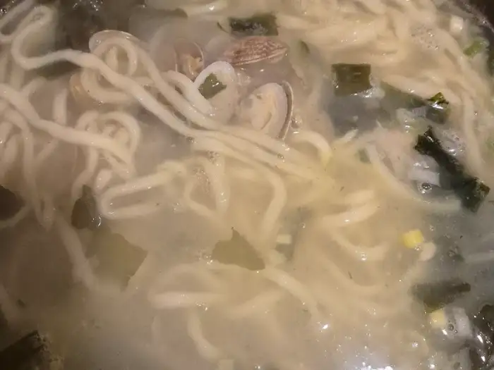 바지락 칼국수