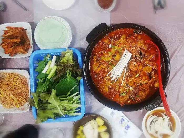 찜닭과 밥 비벼 먹기