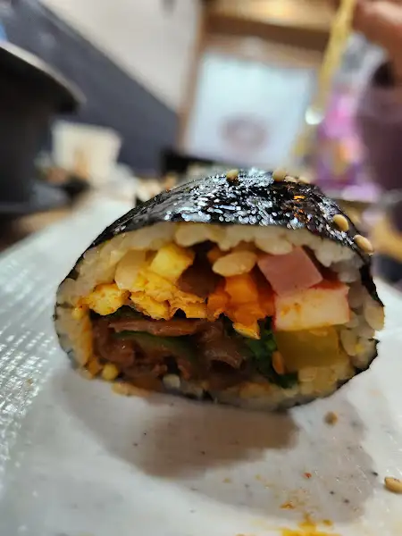 김밥 단면