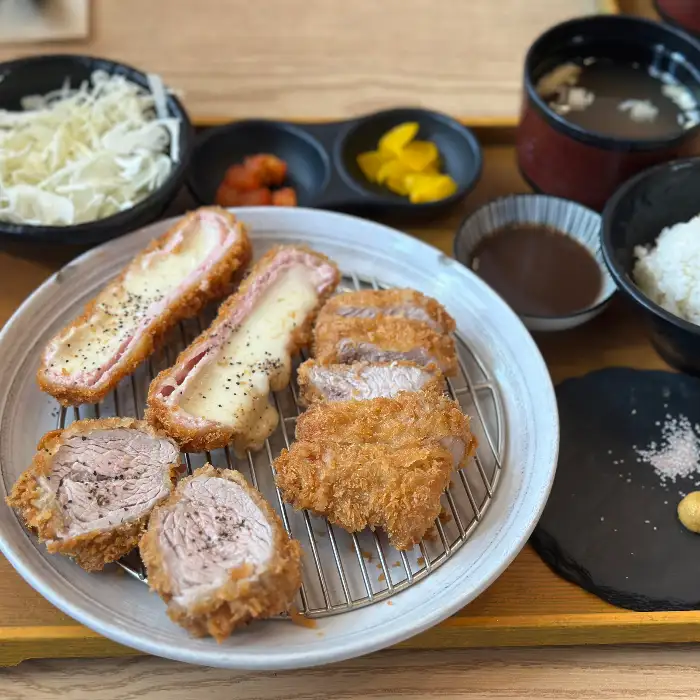 안심 돈까스 단면