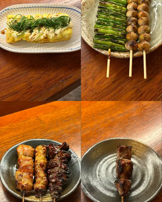 음식의 다양한 꼬치와 곁들임 메뉴