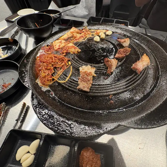 항정살과 쫄면