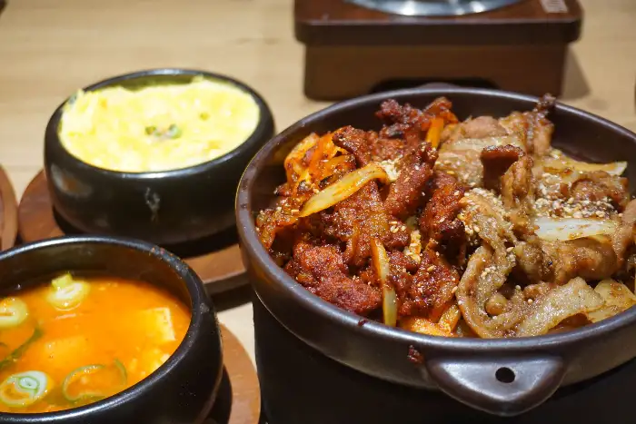 서리재 방배점 제육볶음과 계란찜