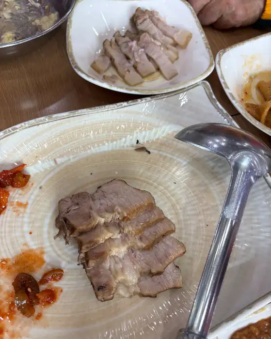 부드러운 식감의 보쌈 수육