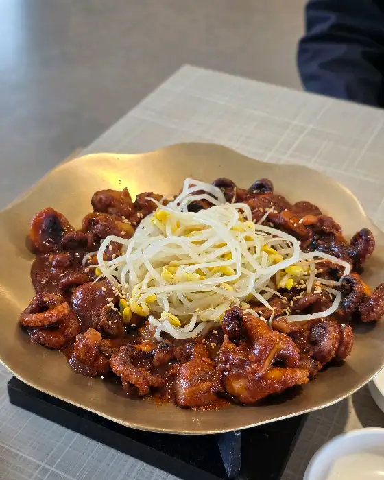 매콤한 쭈꾸미 볶음