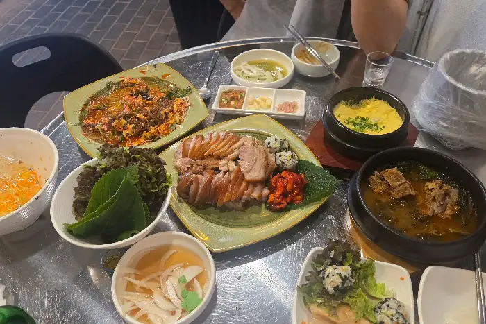 푸짐한 한상차림