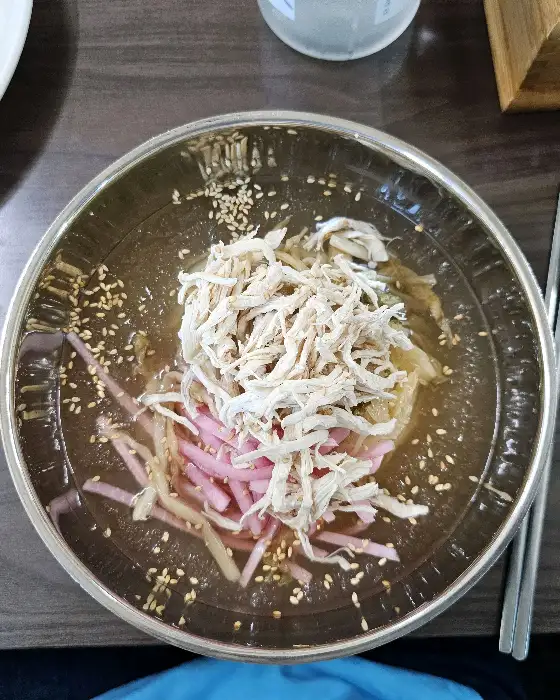 초계국수 클로즈업