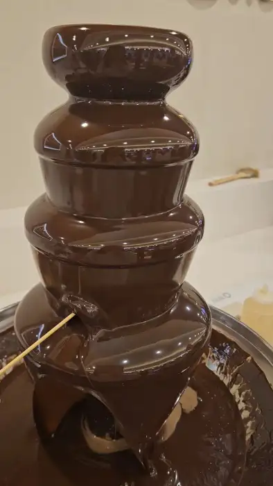 초콜릿 분수 사진