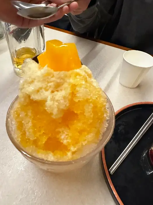 먹음직스러운 망고빙수