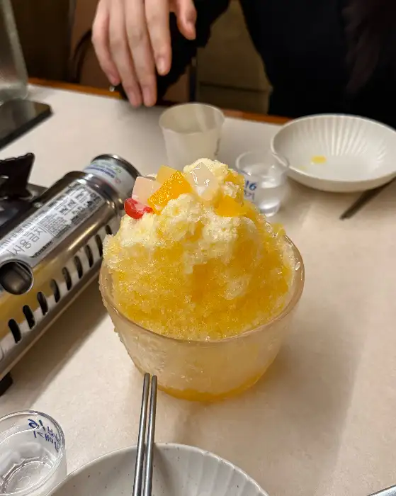 망고빙수 근접 촬영