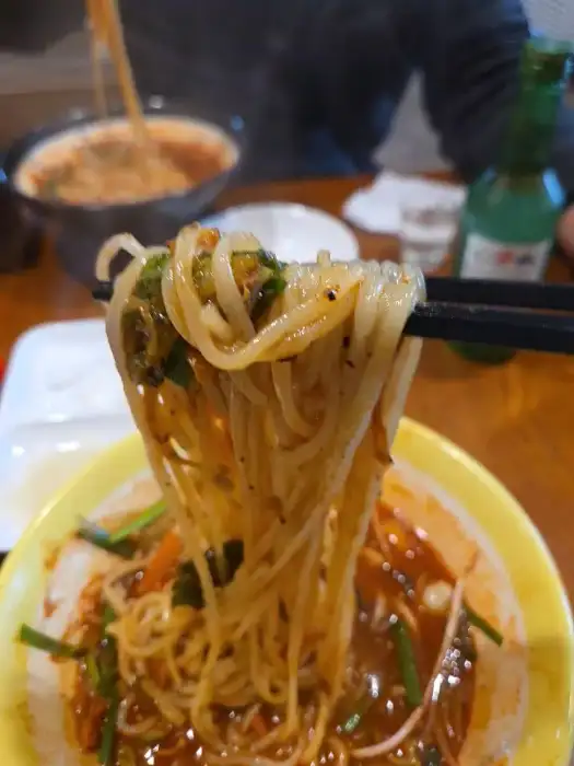 짬뽕 면발 클로즈업