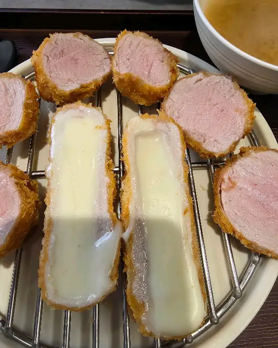 치즈 돈까스 사진