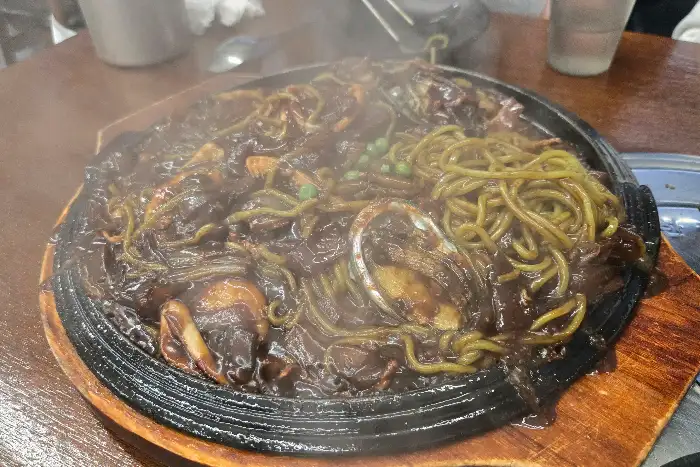 볼고롱 짬뽕 내부 모습