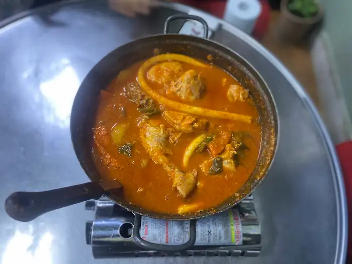 닭볶음탕 속 재료들