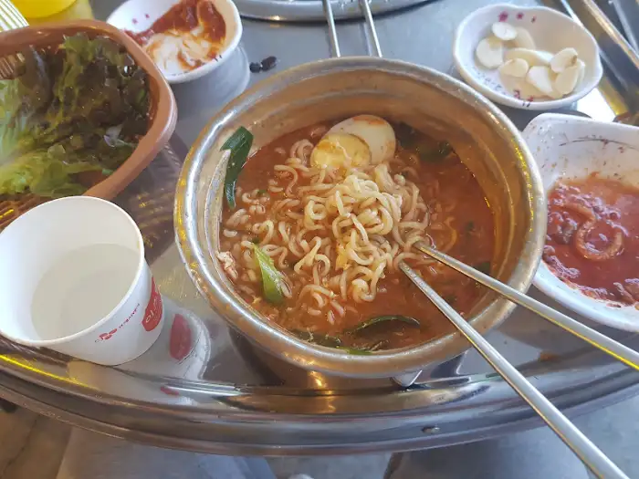 푸짐한 해물 라면