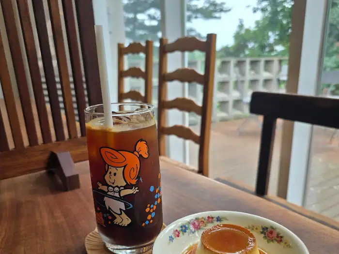 아이스 커피와 디저트